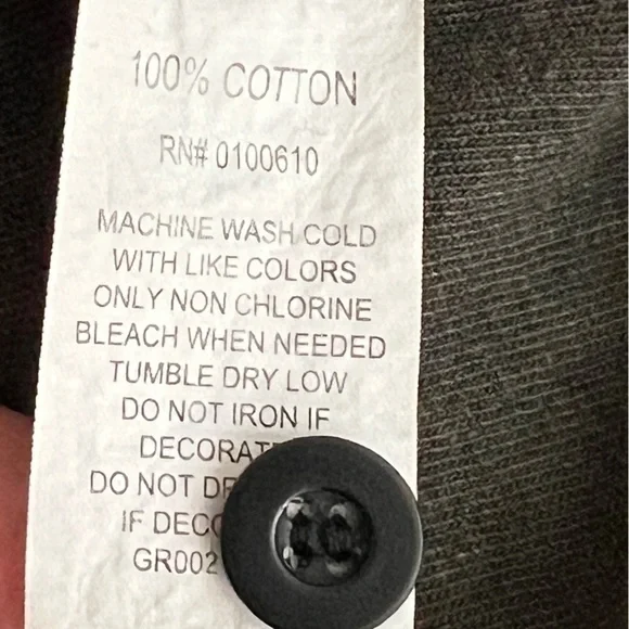 Hard Rock Cafe Guitar Co. Manufacturer Distressed St. Maarten Polo W/ Pa… - Picture 11 of 12